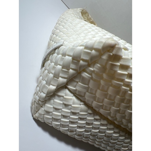 Ah.dorned Elegant Cream Woven Tote Bag - Picture 5 of 14